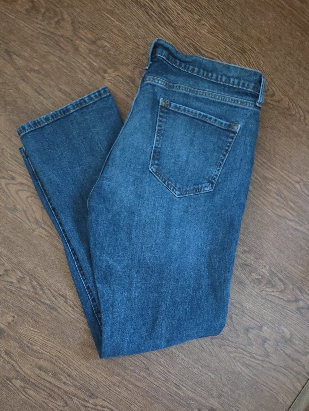 Amazon Essentials Men’s Slim Fit Blue Denim Jeans 36x31